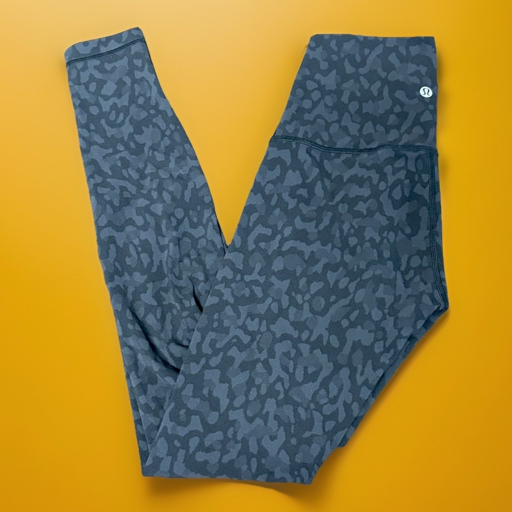 Lululemon Wunder Under Super High-Rise Tight Full-On Luxtreme 28" Sz 4 Coal Camo